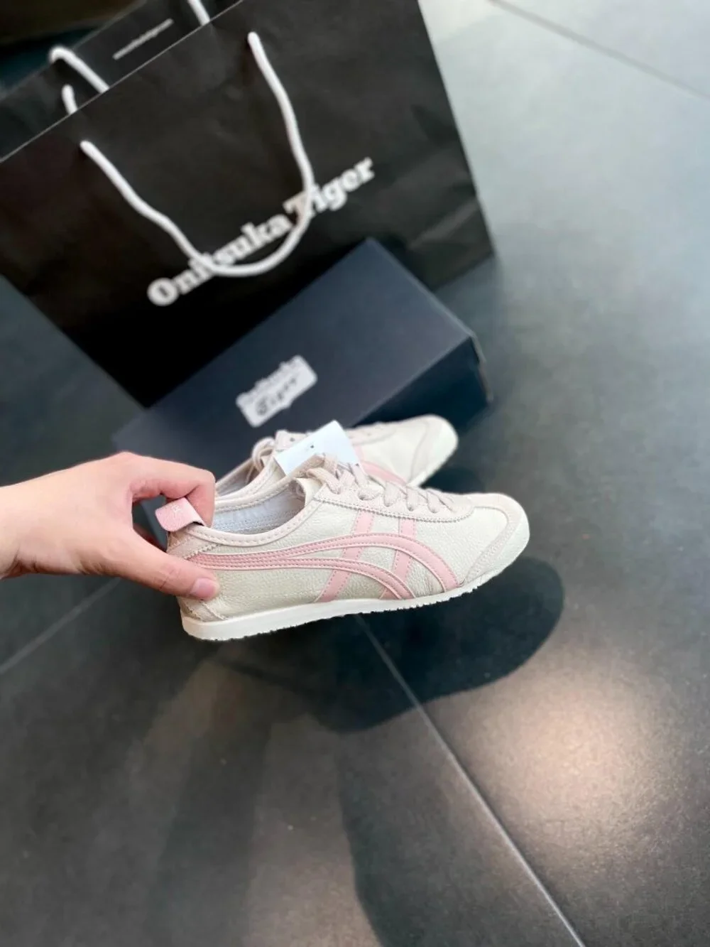 Onitsuka Tiger Mexico 66 Women’s Pink Cream Sneakers New Without Box